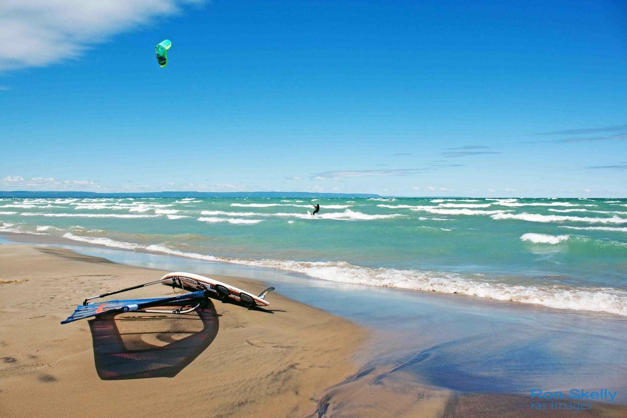 Beachfront At Beach1 Motel Wasaga Beach Buitenkant foto